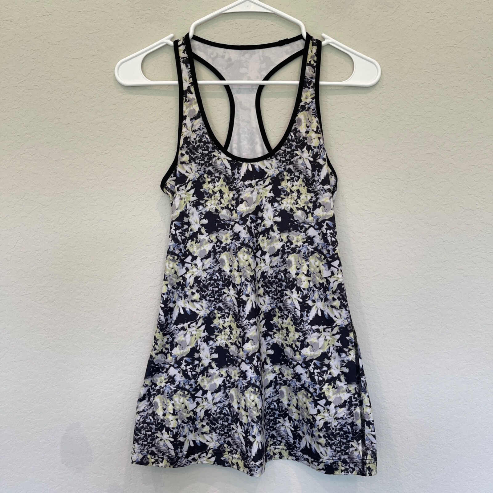 Lululemon Cool Racerback Tank Top Size 6 Cross Court Petal Black Clarity Yellow