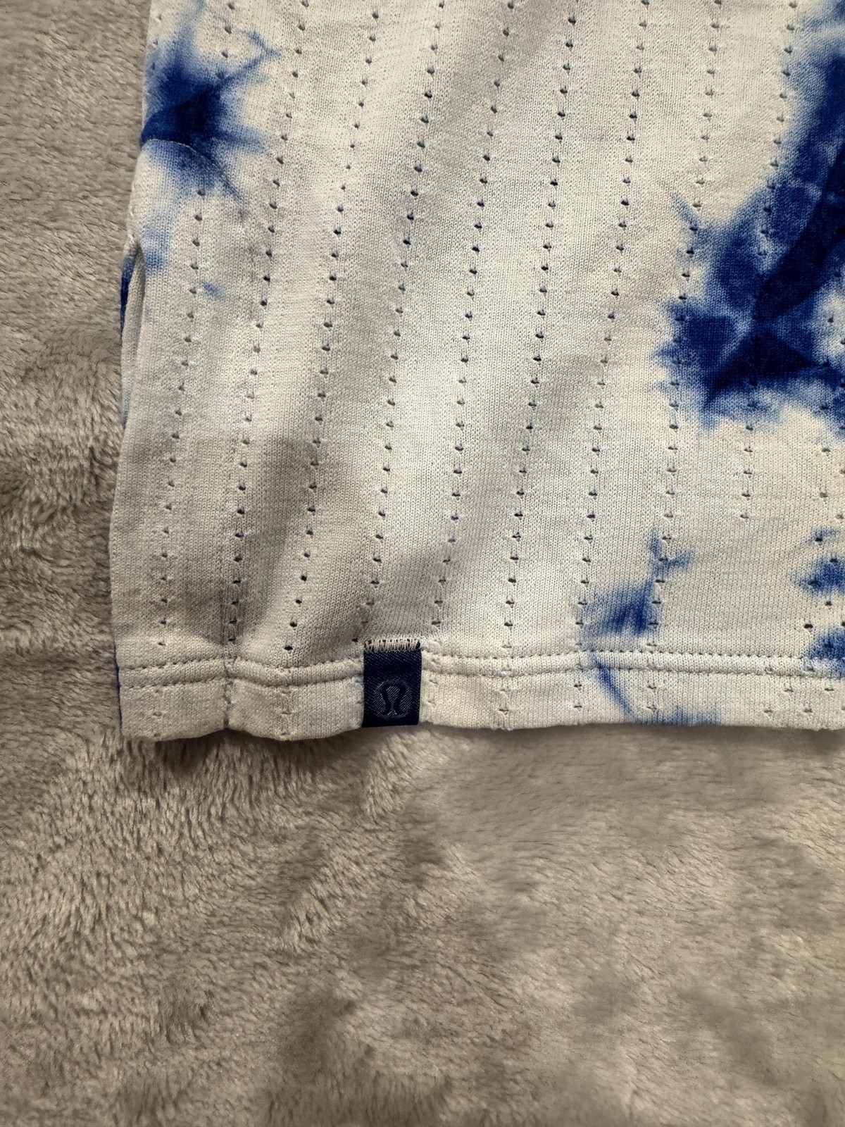 Lululemon Train to Be Tank Top Womens 8 White Blue Chalk Wash Tie Dye