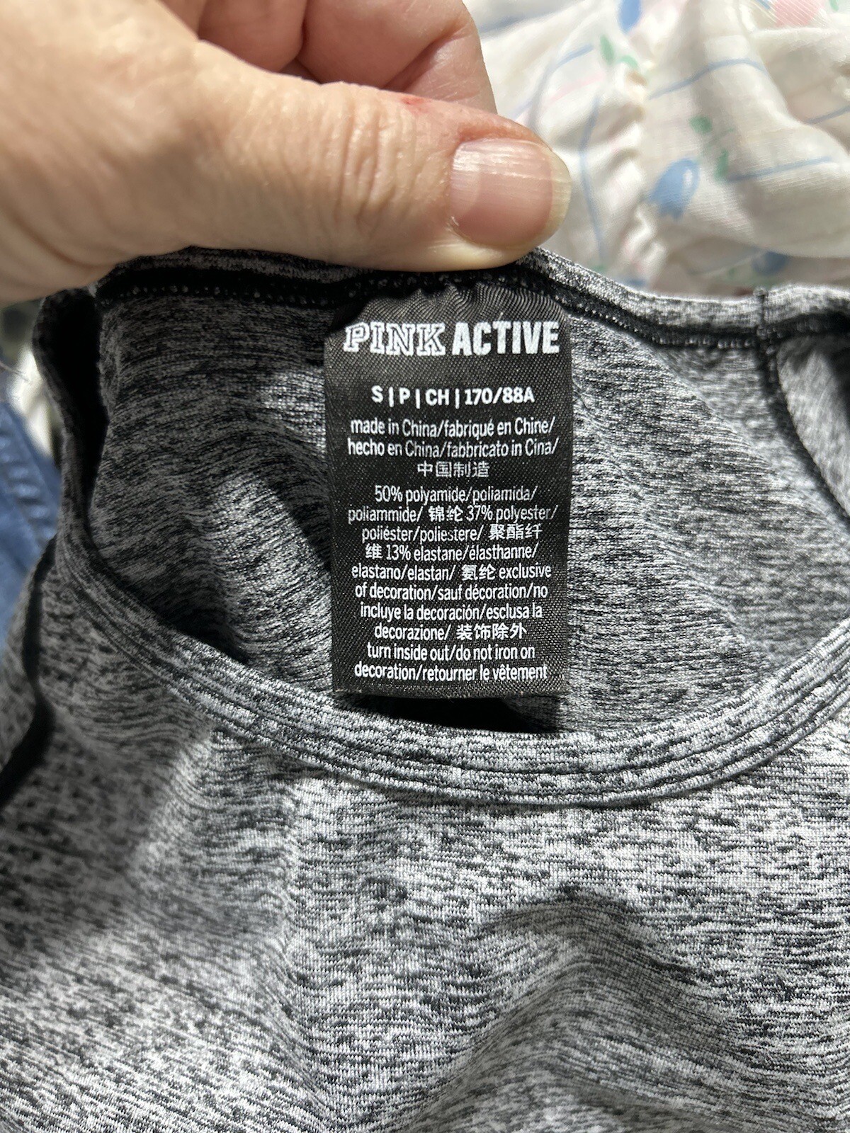 VS Pink Active Long Sleeve Seamless Work Out Top Women’s S Marled Gray Shirt