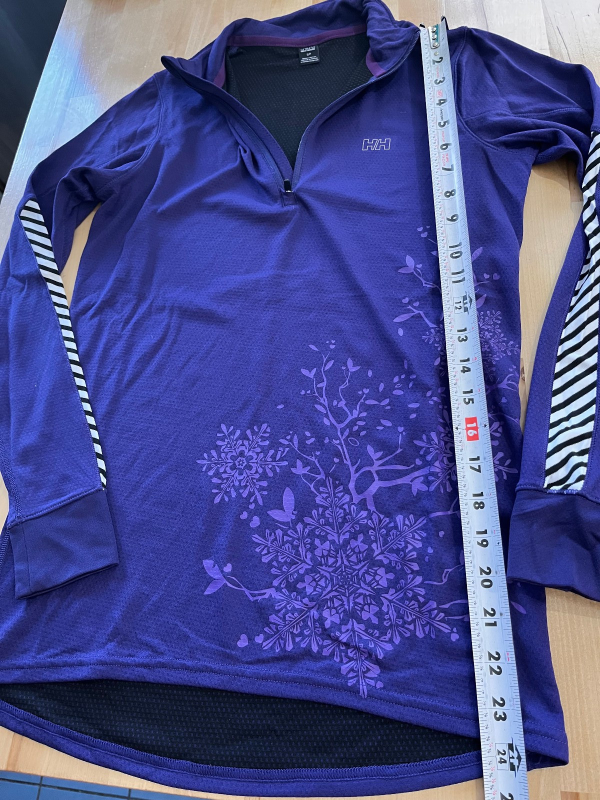 Helly Hansen Active Baselayer Top Women’s S Purple Floral 1/4 Zip Pullover