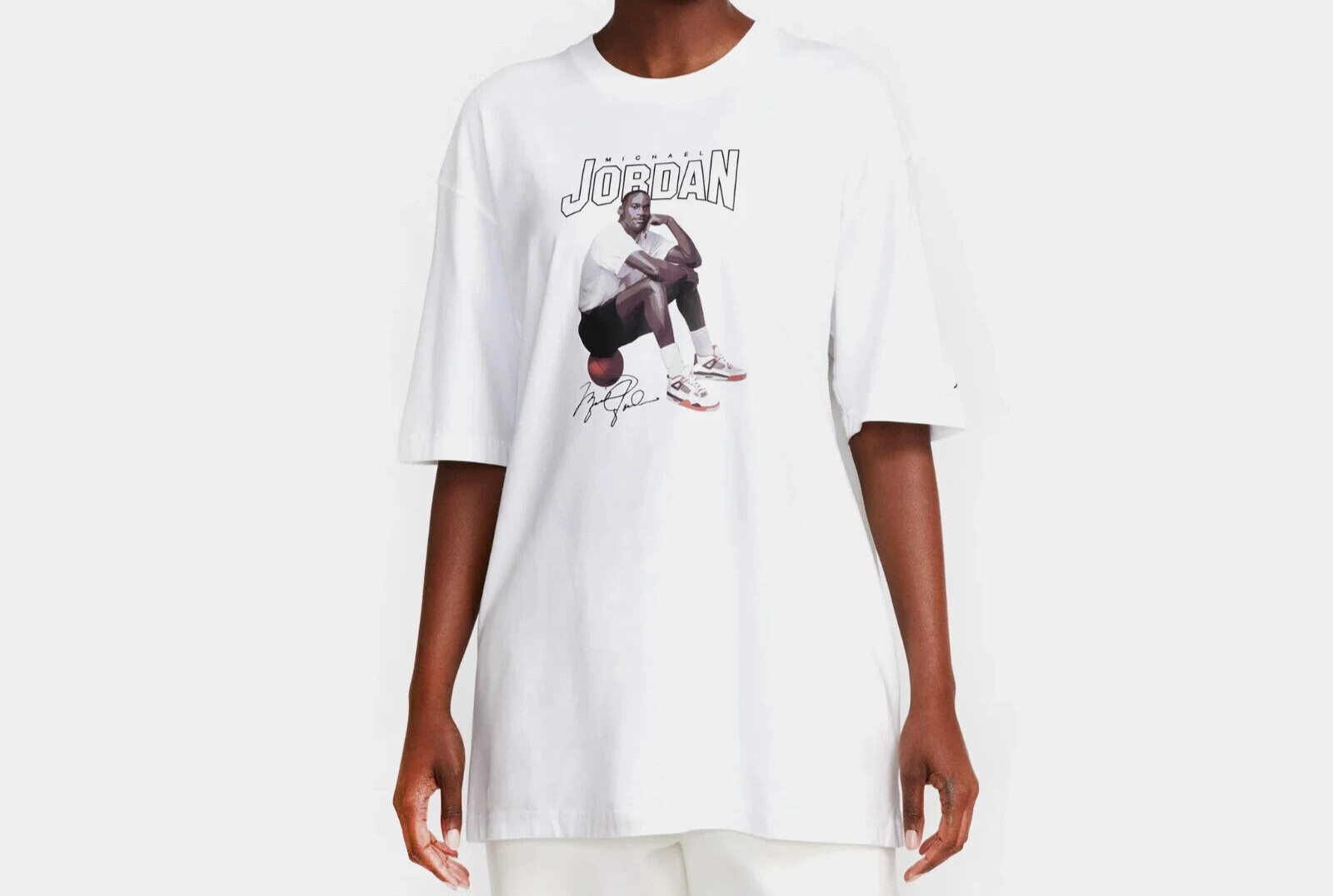 Jordan Women’s Oversized Graphic T-Shirt – Size: M – FN5703 100 – White – NEW !