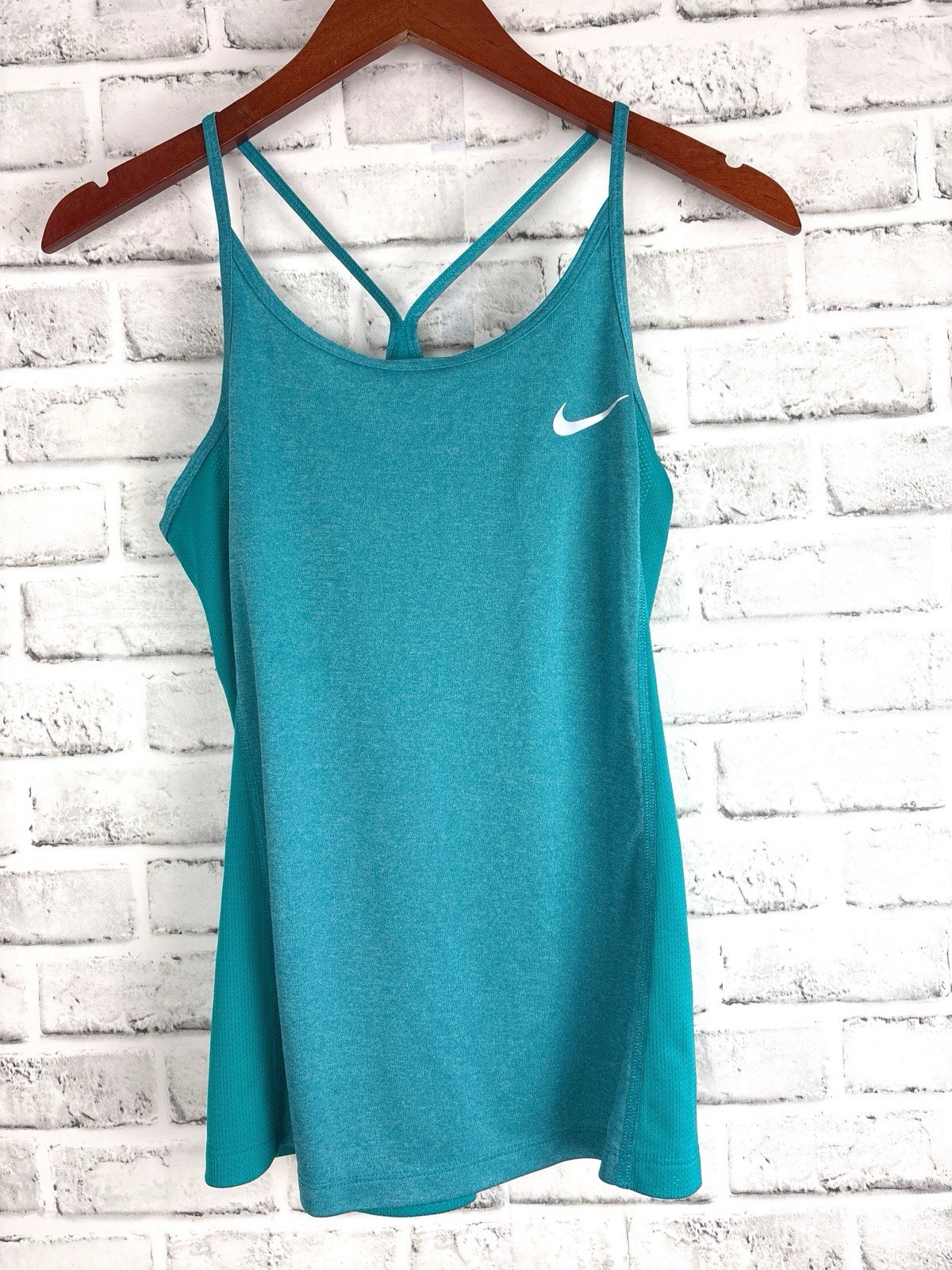 Nike Women’s Size Small Spaghetti Strap Athletic Top Green