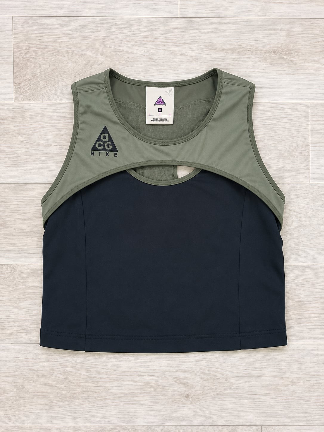 Nike ACG Women’s Mesh Overlay Crop Tank Top Olive/Black