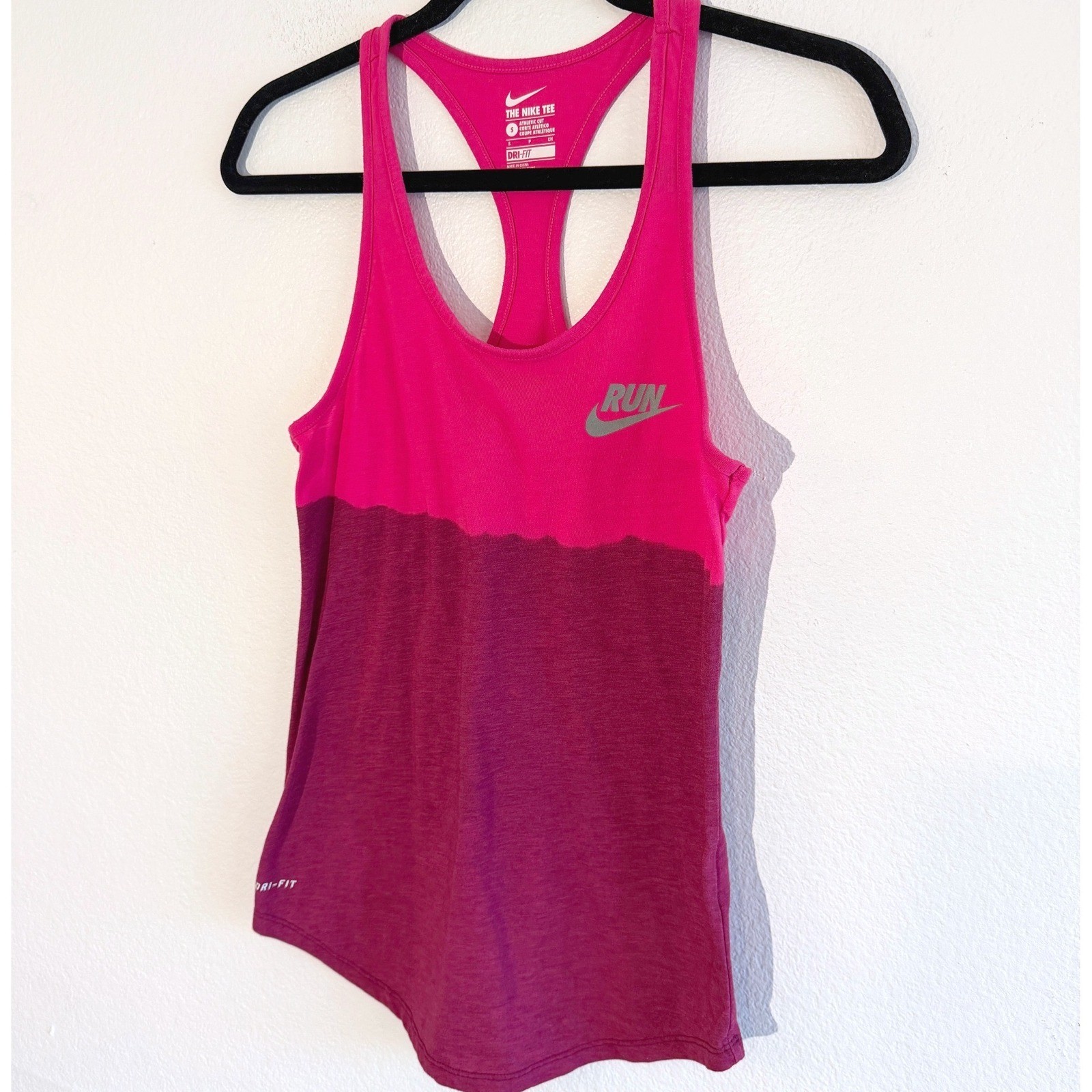Nike Dri-FIT Running Tank Top Womens Small Pink Magenta Racerback Athletic Cut