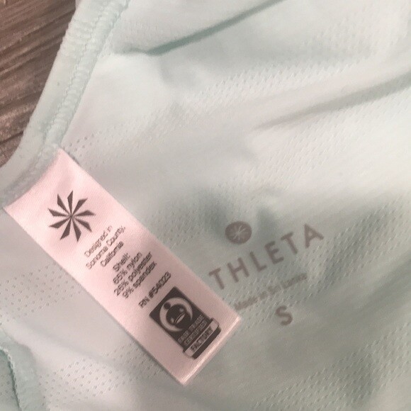 Athleta Mint Green Tank with Removable Bra size S