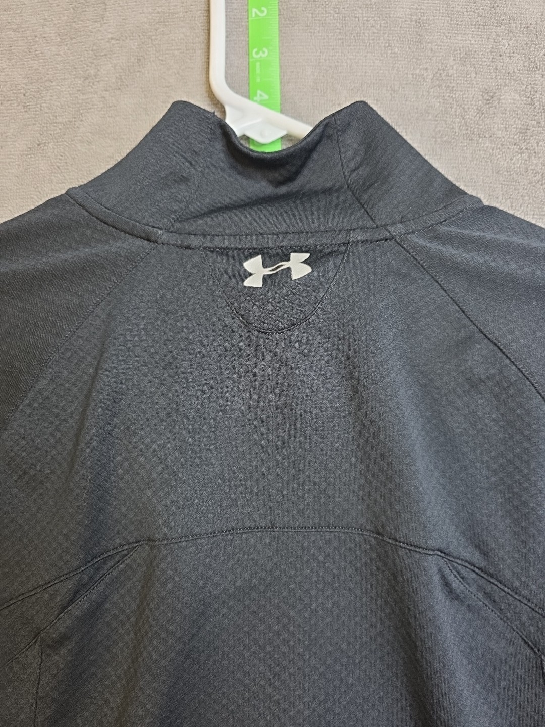Under Armour Semi-Fitted Pullover Women’s Large Black Heatgear 1/4 Zip Waffle