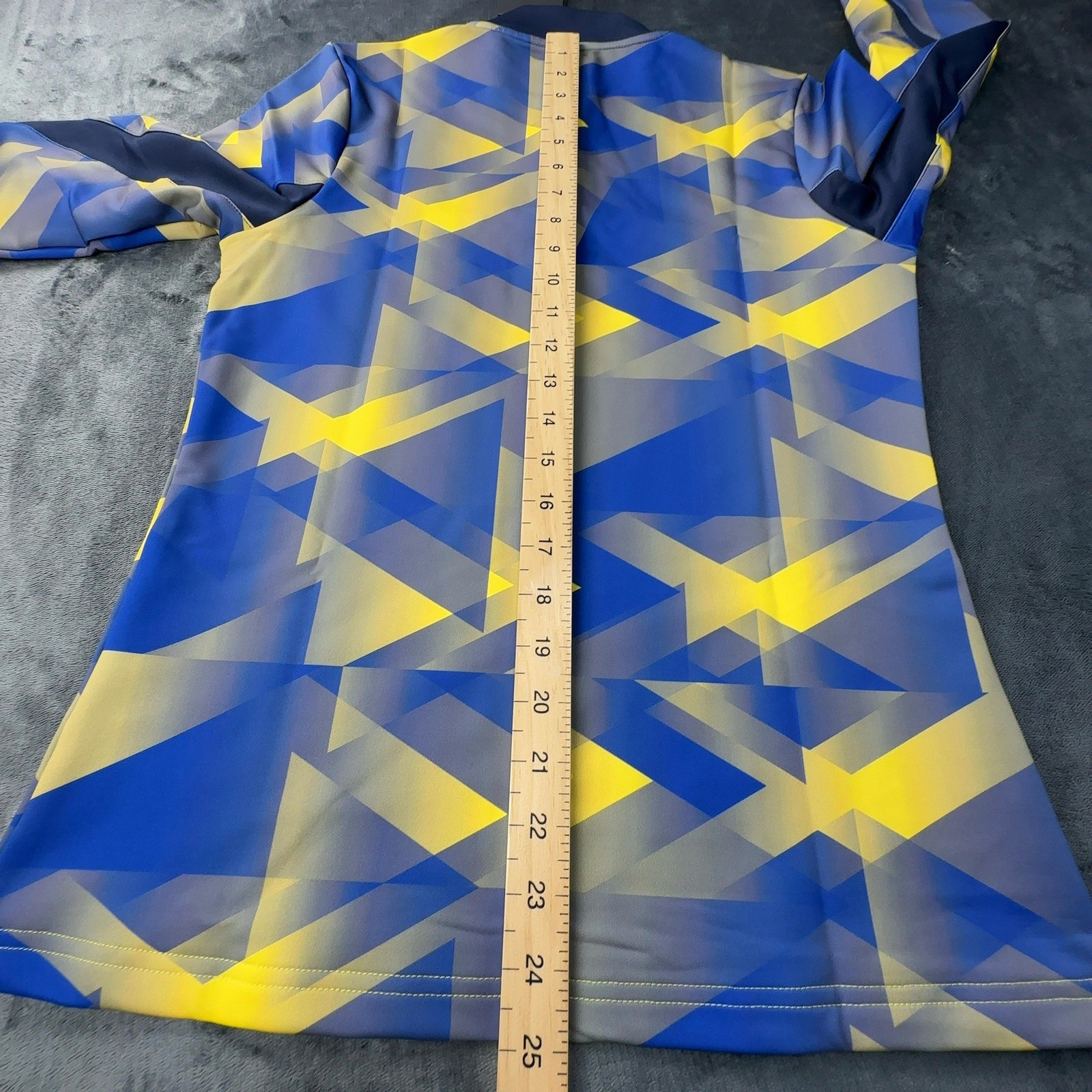 Castore Everton Third Matchday 1/4 Zip Midlayer Women’s UK 8 Blue Yellow Geometr