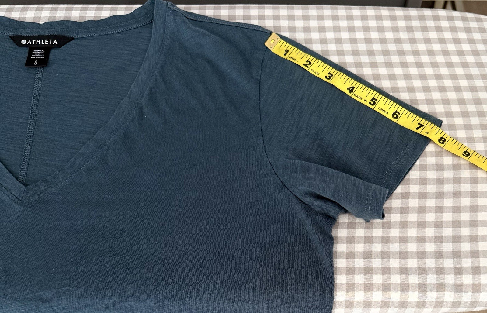 Athleta Essential Slub Womens T Shirt L Teal Short Sleeve V Neck Lightweight