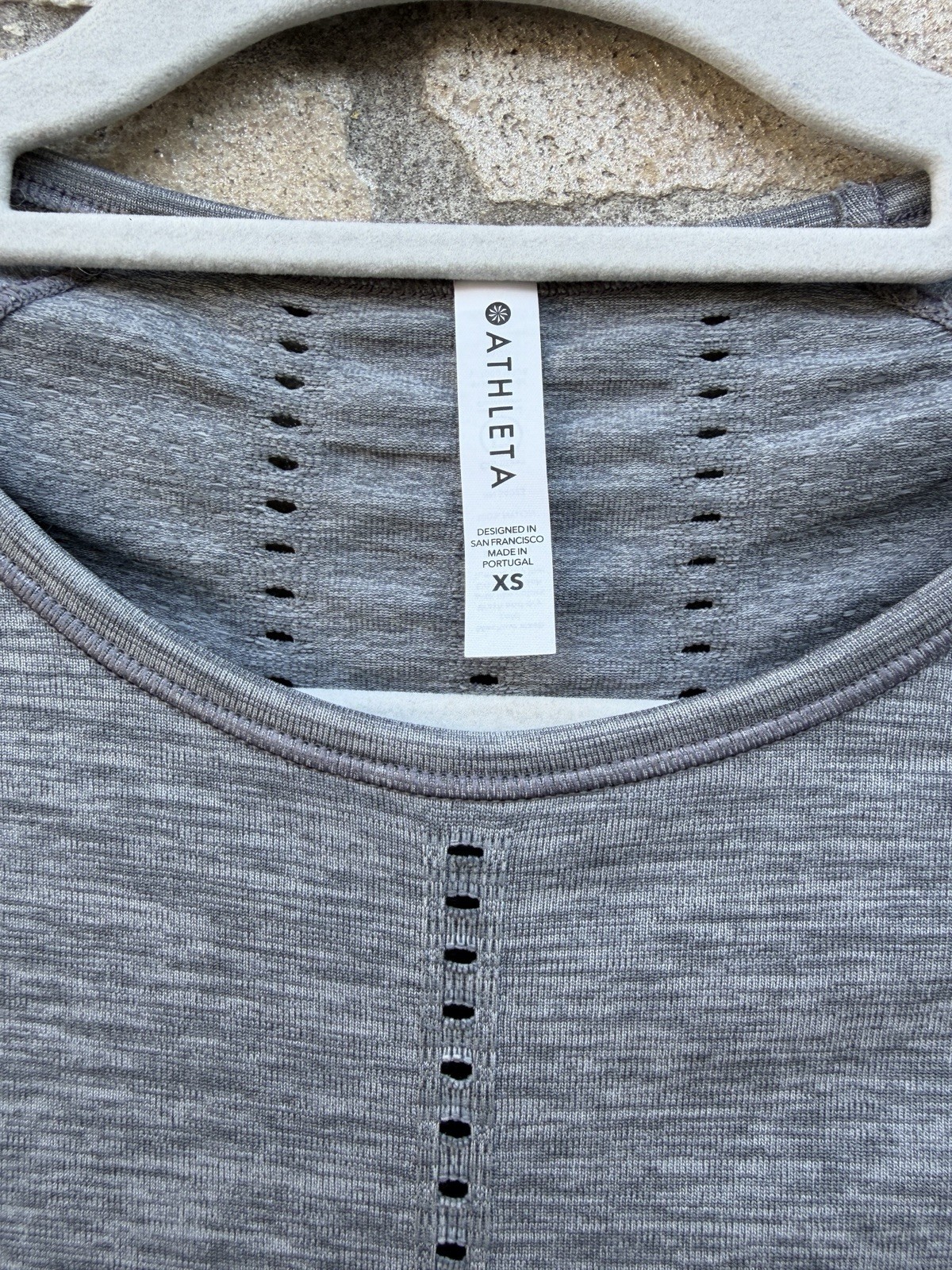 Athleta Long Sleeve Performance Top XS Gray Perforated Athletic Yoga Portugal (