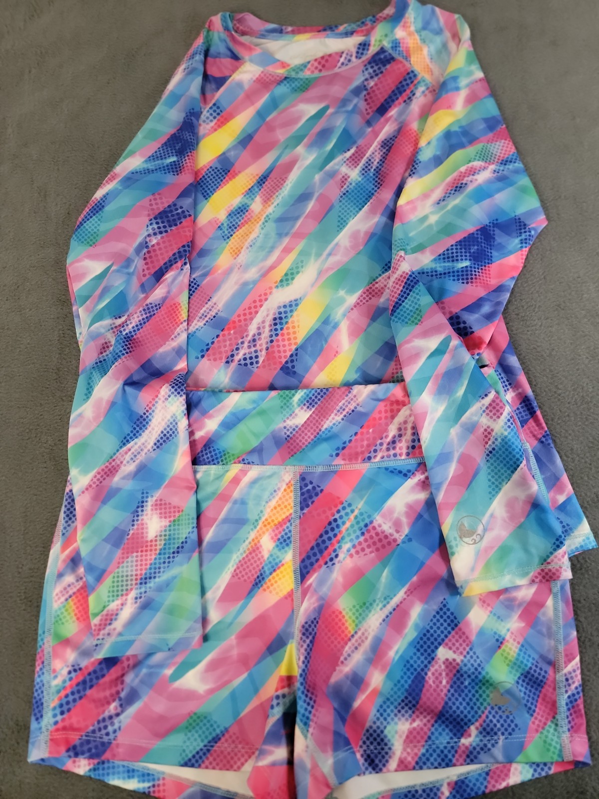 Reel Legends Women’s L- 2 Piece Short Set Boating Beaching Fishing Poly Blend
