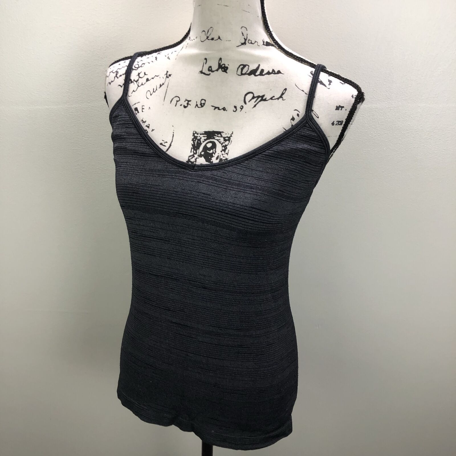 FABLETICS Spaghetti Straps Stretch Gray Activewear Tank Top Women’s Size Small
