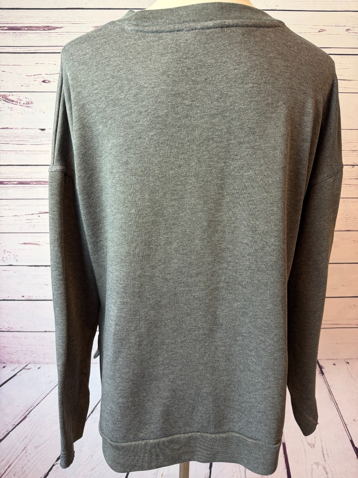 Nike Pullover Sweatshirt Medium Womens Gray Softball Flux AV6688 Pockets Crew
