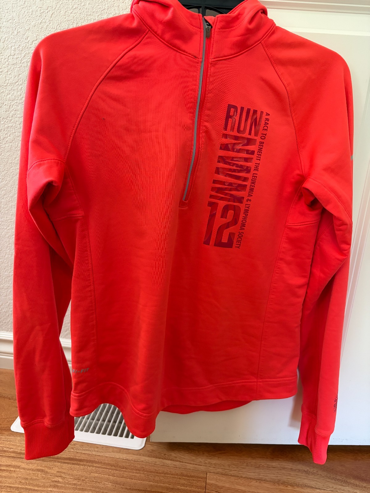 NWM Nike Womens Marathon 1/4 zip fleece top size Medium bright orange