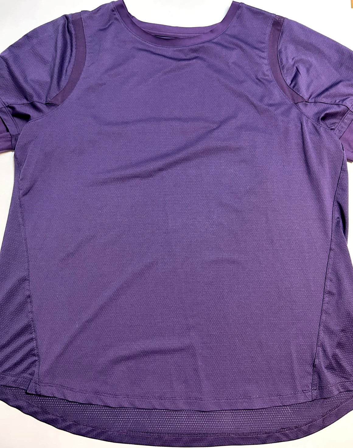 AVIA * Women’s Activewear Top * Dark Purple * Mesh Insert * Size XL (16-18)