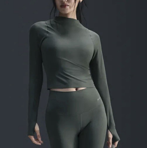 NWT Nike Zenvy Women’s Dri-FIT Long-Sleeve Top Tight Fit XL Green FN3022-338