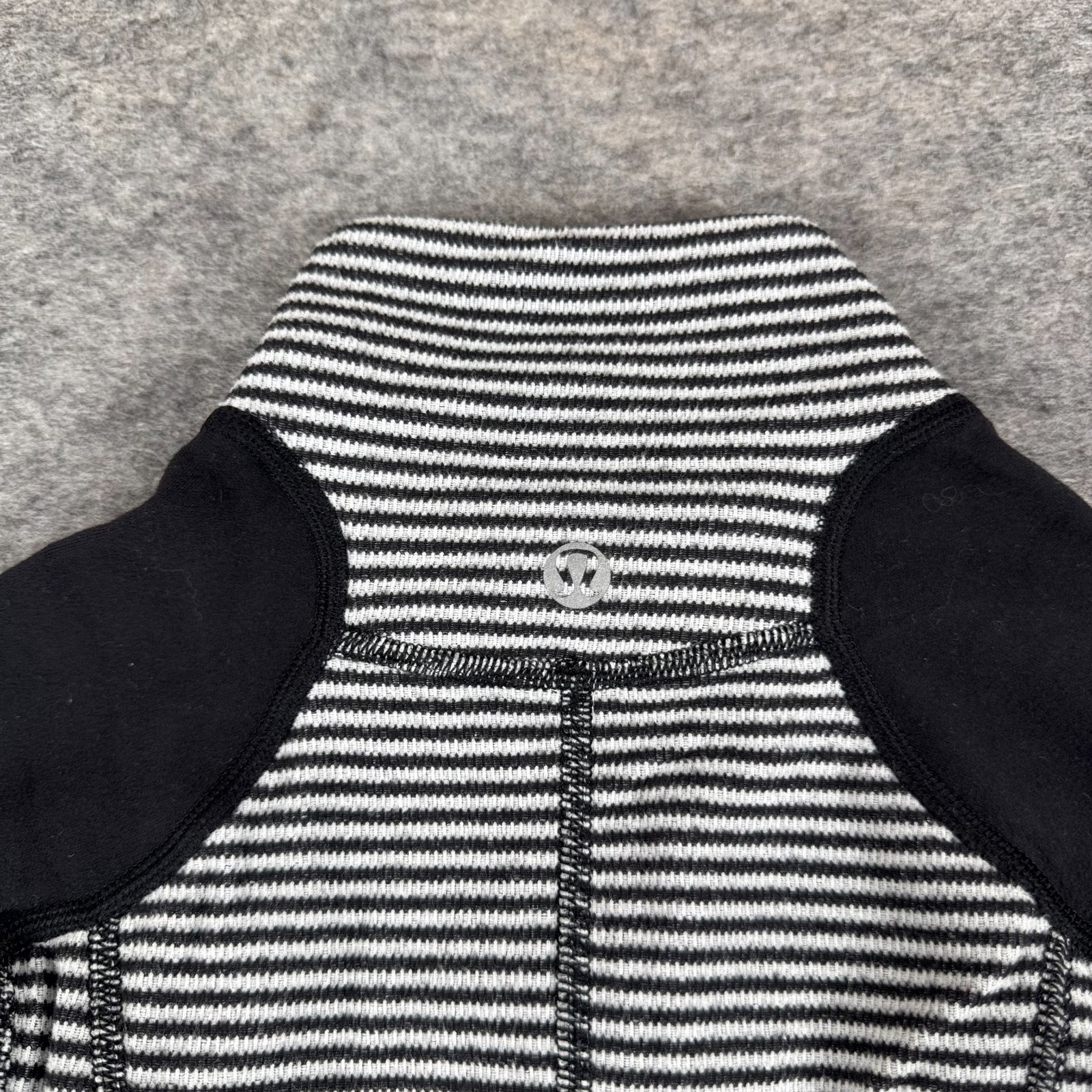 Lululemon Run U-Turn Pullover Rulu Mini Check Pique Black White Womens 4