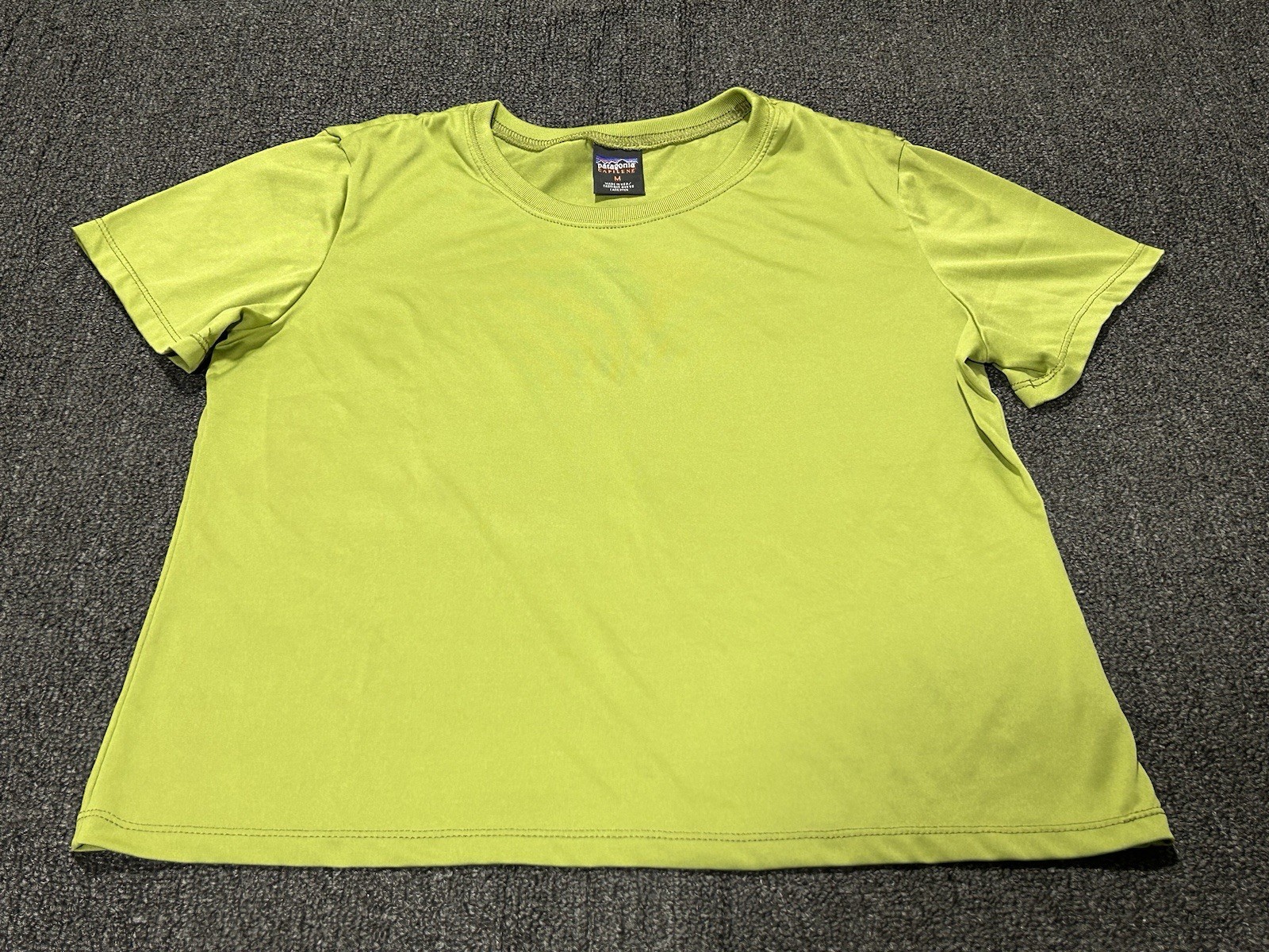 VTG Patagonia Capilene Shirt Womens Medium Yellow Short Sleeve Base Layer USA