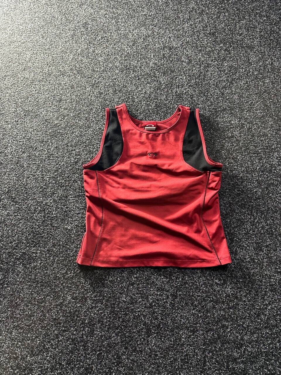 🚨Oakley Womens Red Active Performance Fit Hiking Cycling Gym Top Size L Y2K