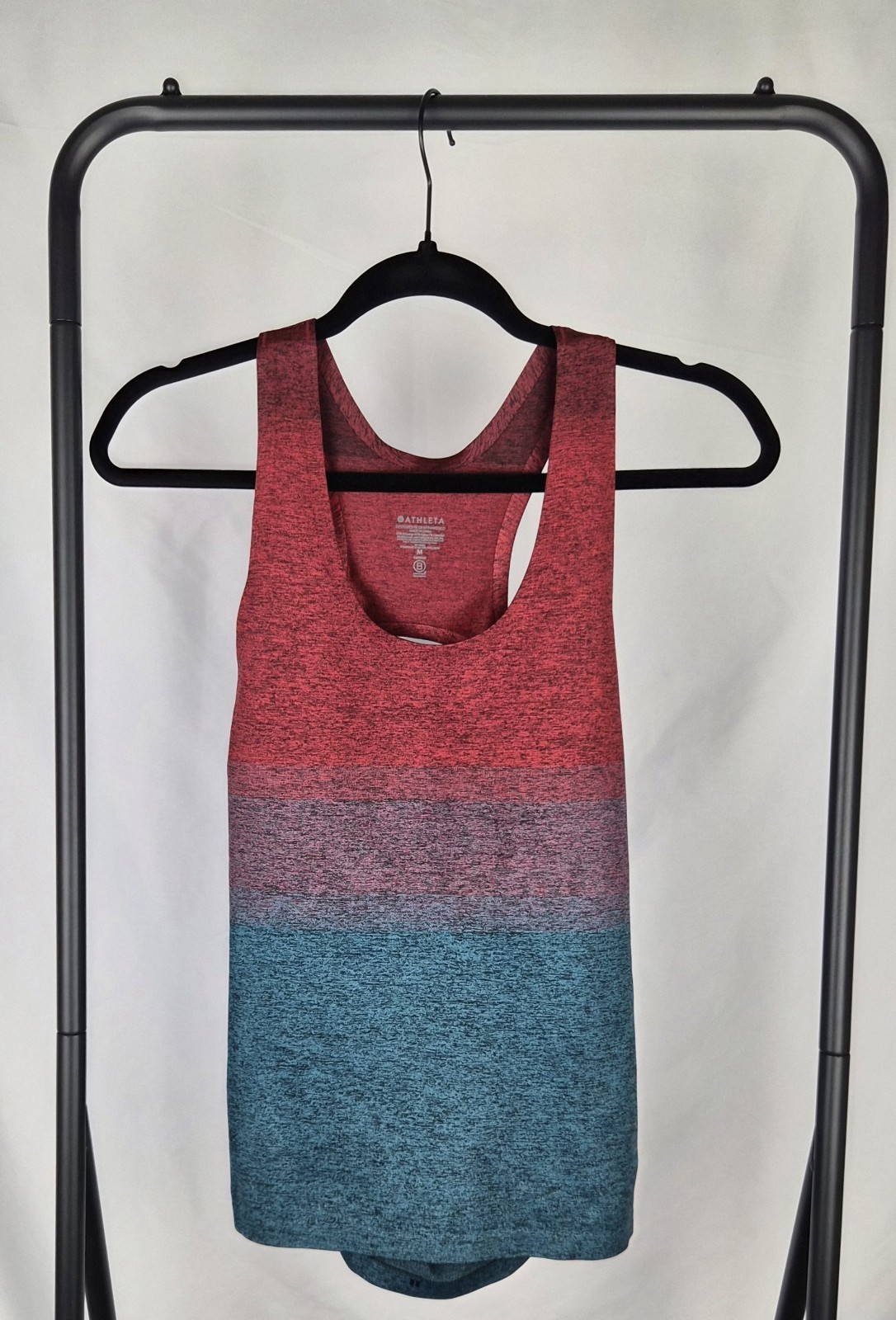 Athleta Women’s Ombre Red Blue Relay Tank Top Workout Medium Athletic Yoga Gym