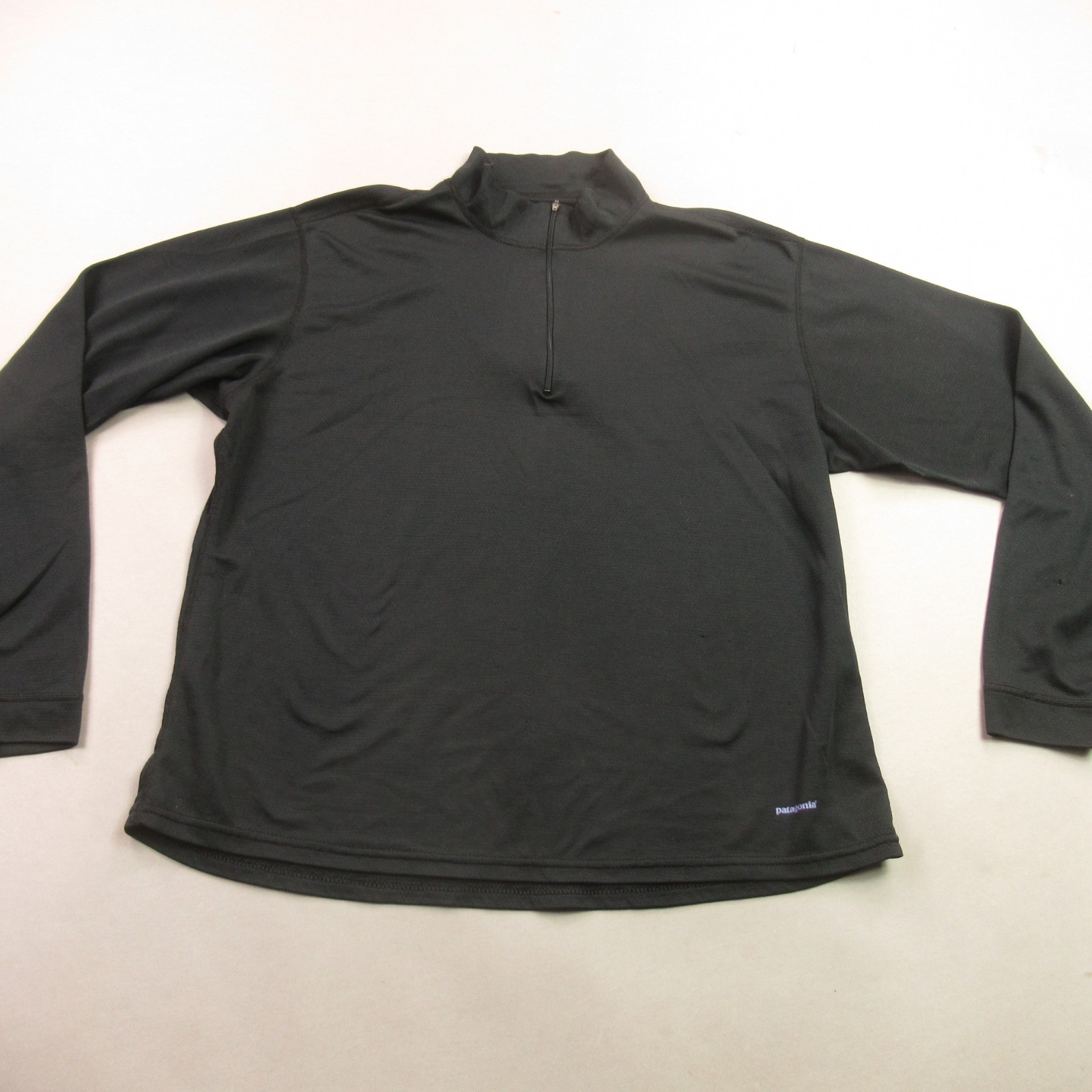 Patagonia Shirt Womens Medium Long Sleeve Activewear 1/4 Zip Lightweight Black