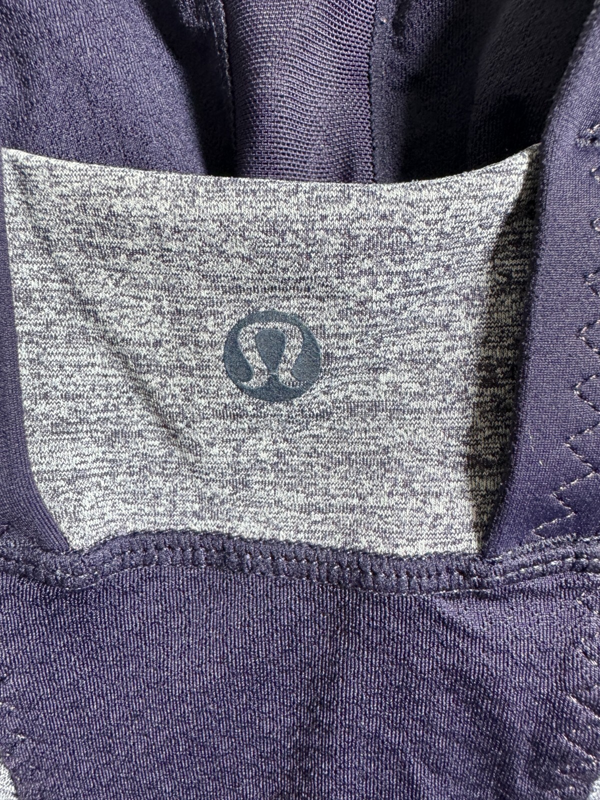 Lululemon Active Strength Tank Double Strap Padded Built in Bra Size 4 Gray Navy