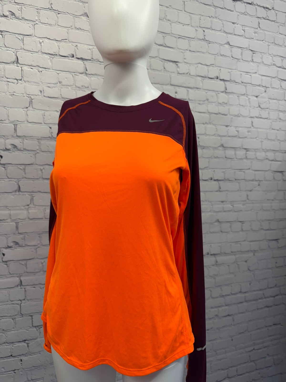 Nike Running Shirt Women’s Orange Purple Dri FIT Size Medium