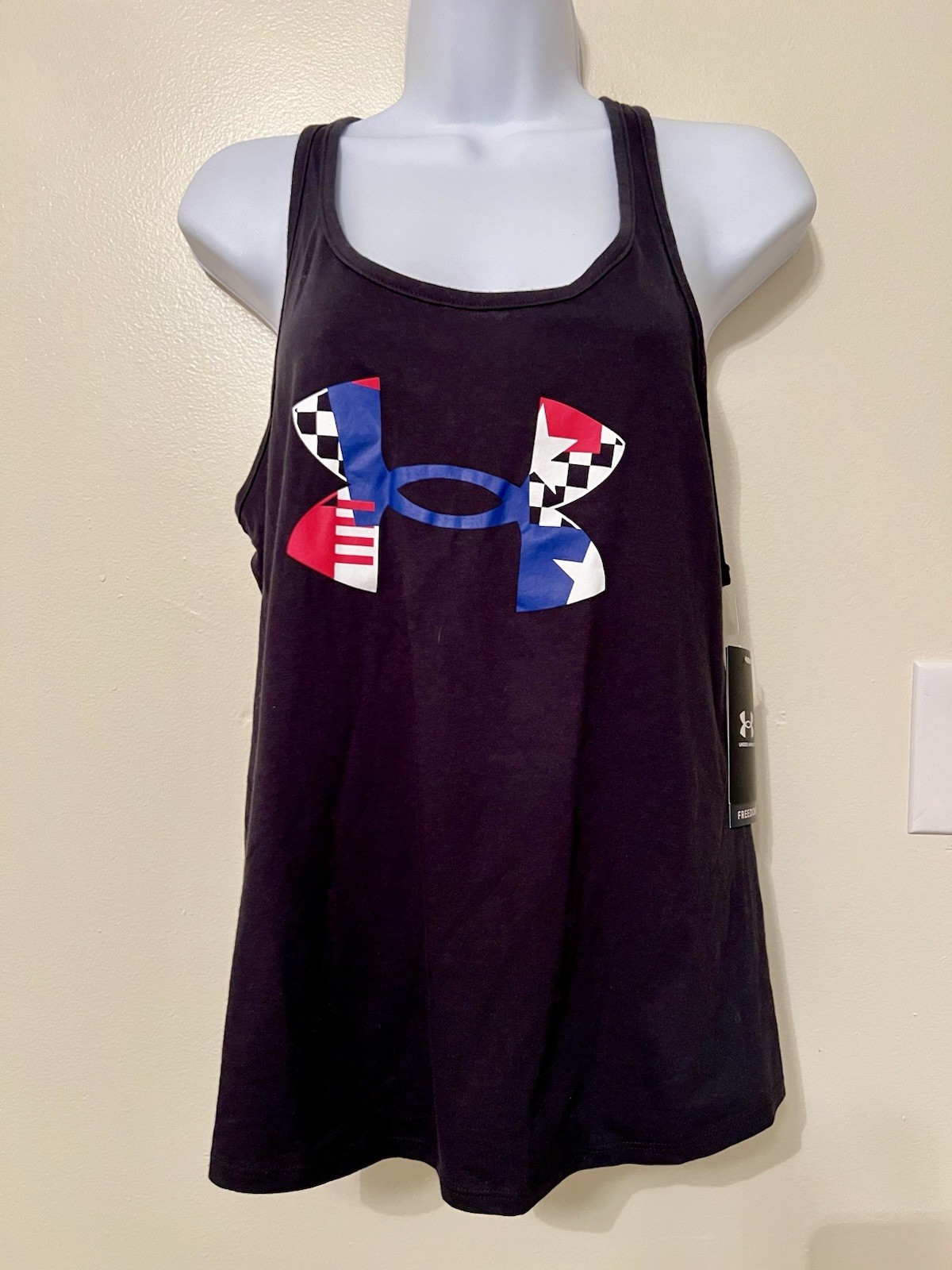NEW Under Armour Women’s UA HeatGear Freedom BFL Tank. Black/Royal M