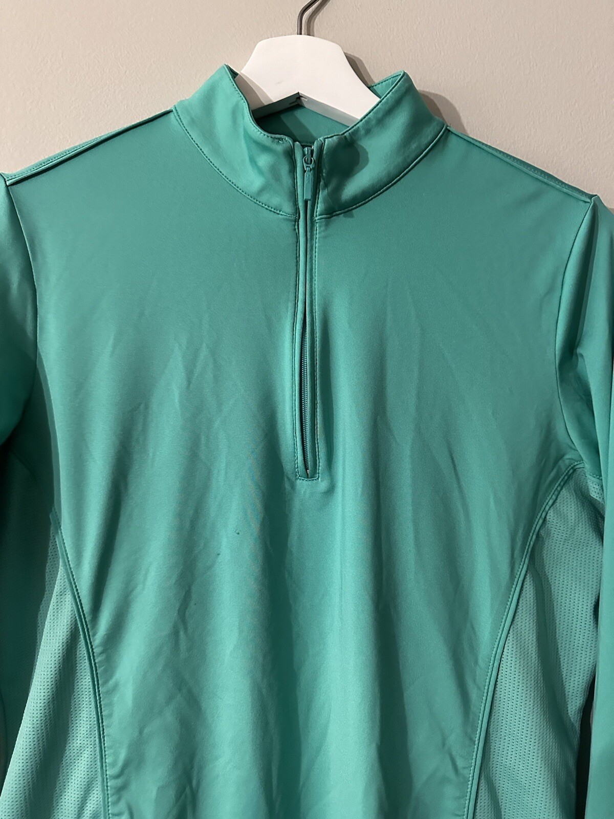 Peter Millar Crown Sport E4 Lightweight Shirt Green 1/4 Zip Size M 50+UPF Top