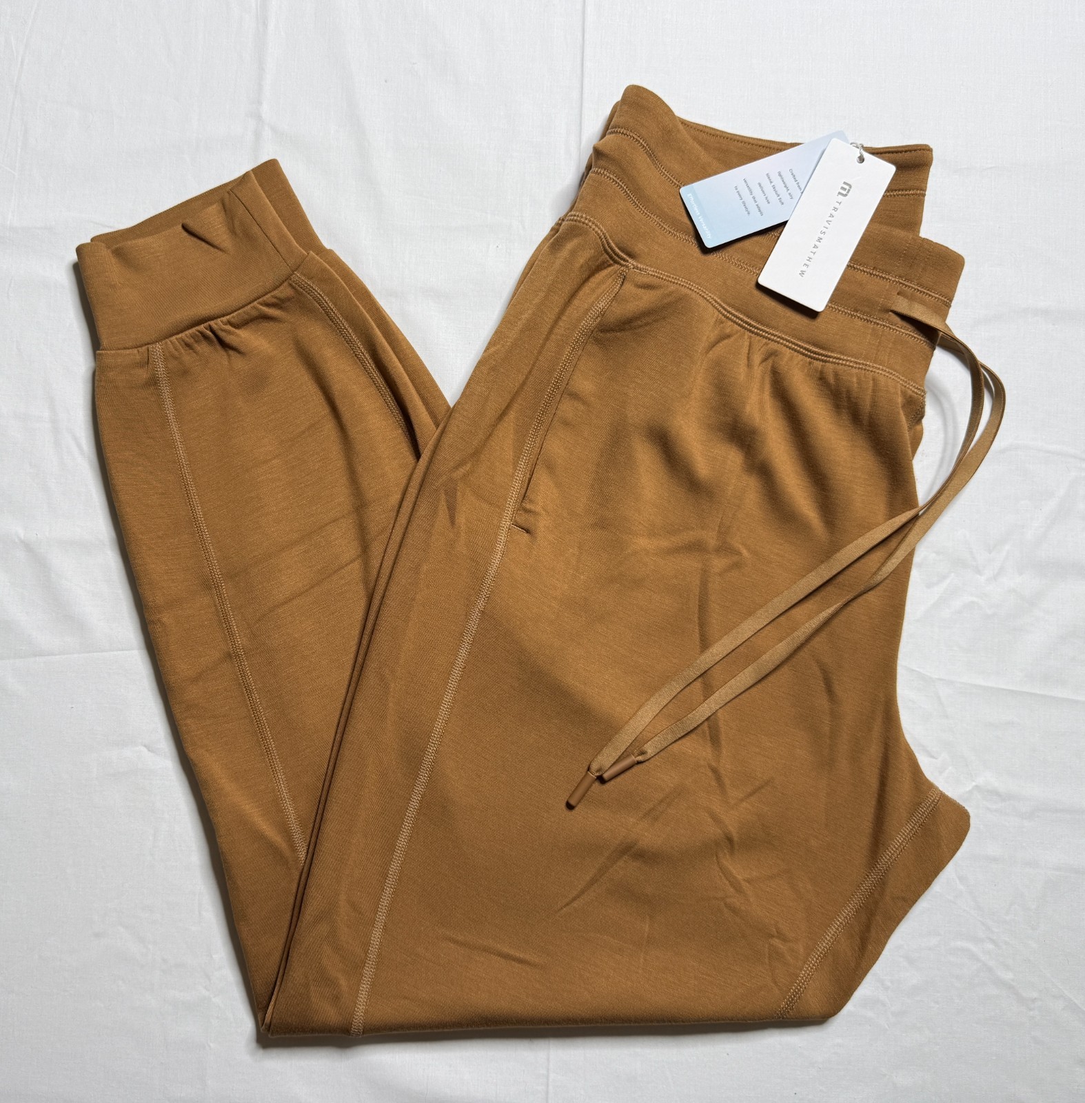 NWT WOMEN’S TRAVIS MATHEW SOFT GOLF JOGGER – SIZE: LARGE – CHESTNUT (M5.5)