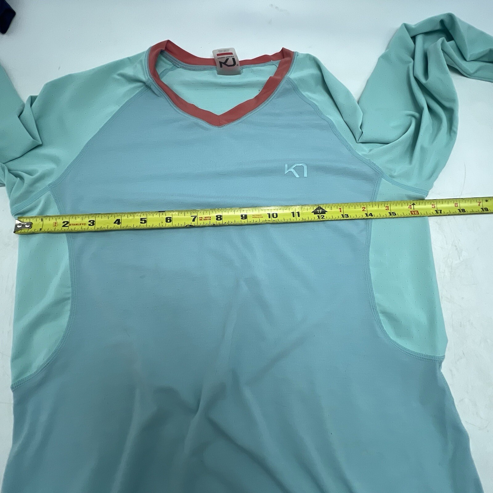 Kari Traa Base Layer Shirt WOMENS MEDIUM Pullover Workout Long Sleeve Blue