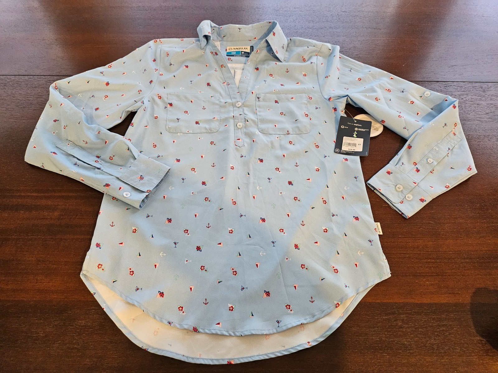 Magellan Fish Gear Aransas Pass Henley Clear Sky Boats Classic Fit Womans XS