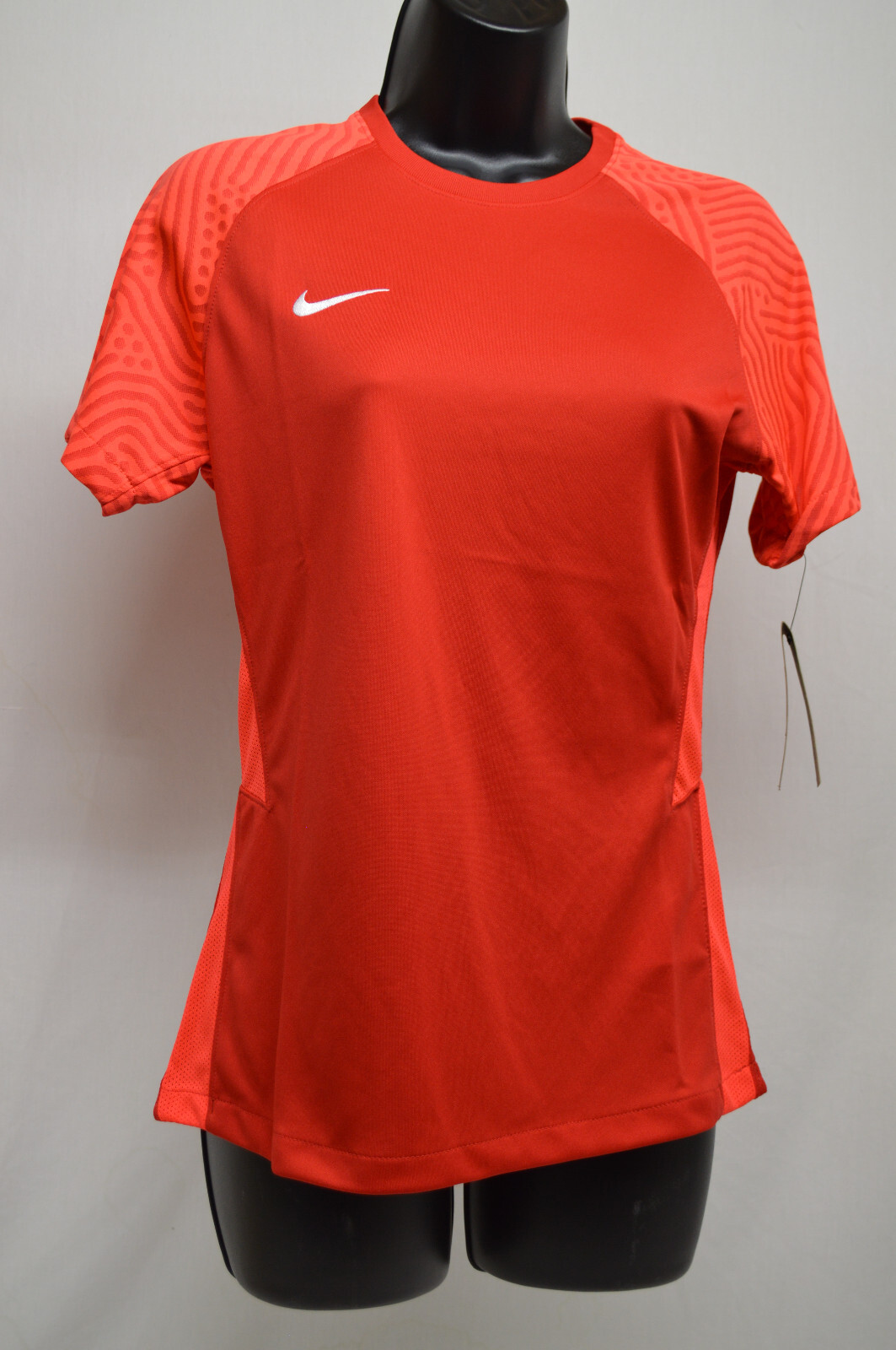 NEW NIKE Women’s Dri-FIT Strike 2 Soccer Jersey NWT Red SIZE: SMALL