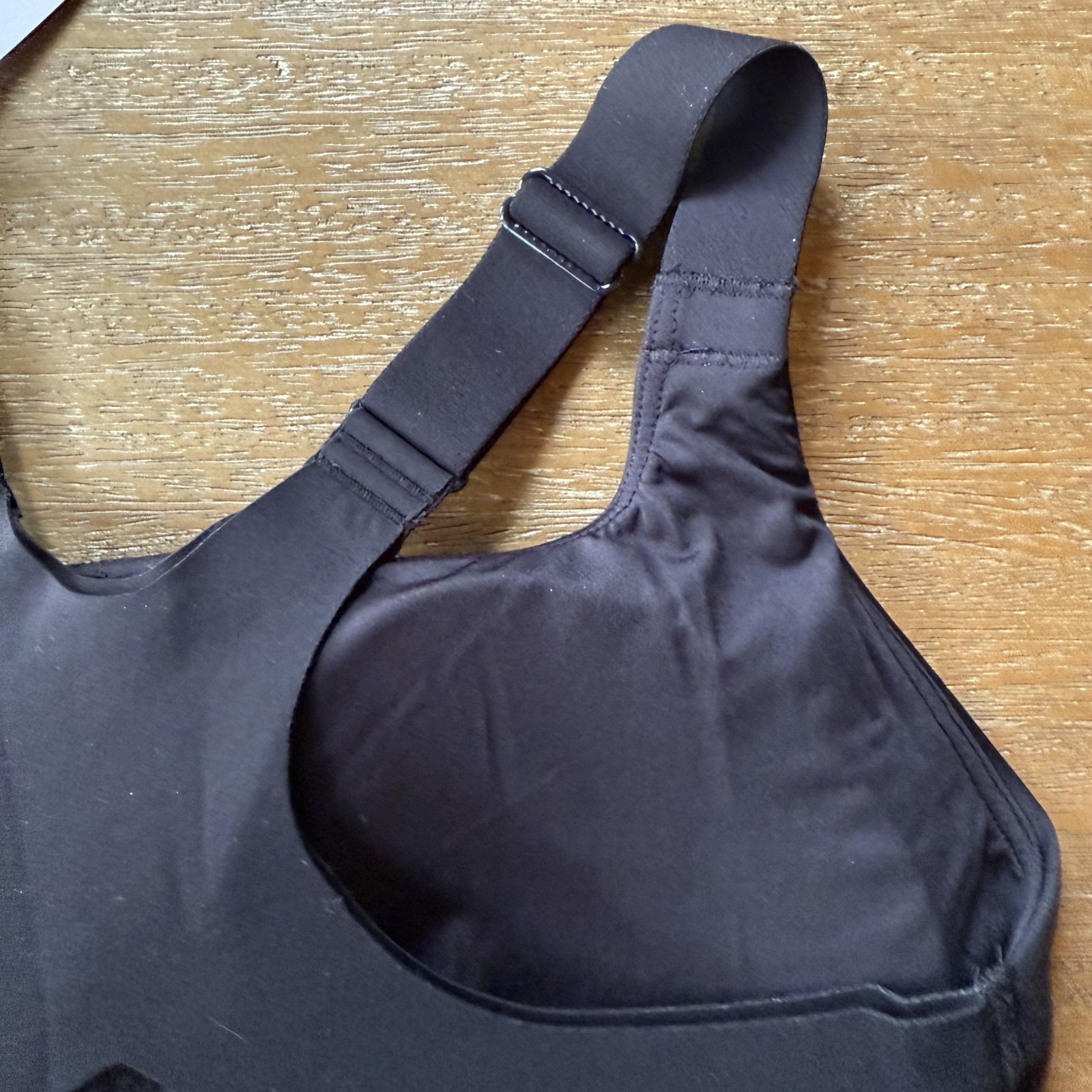 NWT Lululemon Ultralu Square-Neck Workout Bra Medium Support B/C Cup Black Sz 2