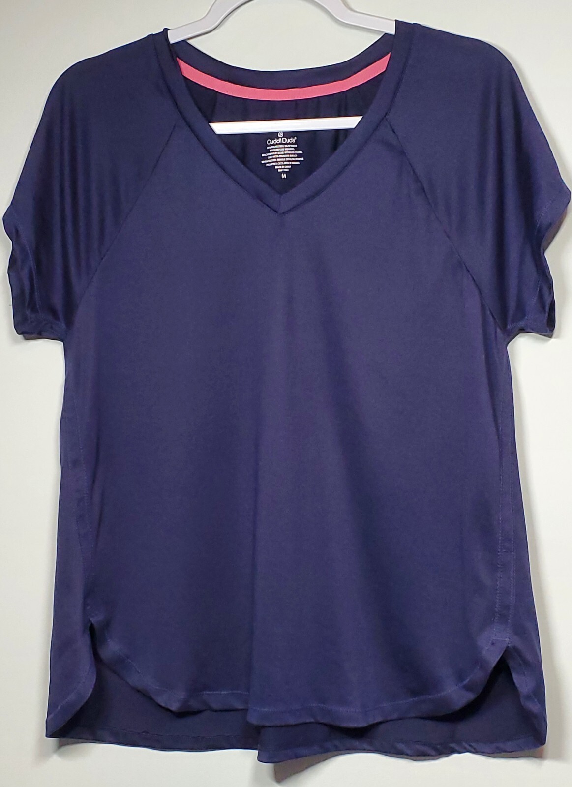 Cuddl Duds Women’s Medium Navy Blue Short Raglan Sleeve VNeck T-Shirt Base Layer