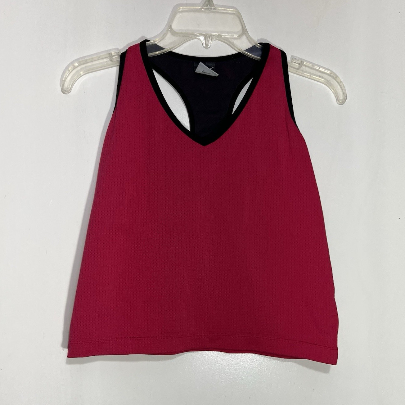 VTG NIKE Women’s fuchsia Dri-Fit Workout Tank Top Built In Bra Size L