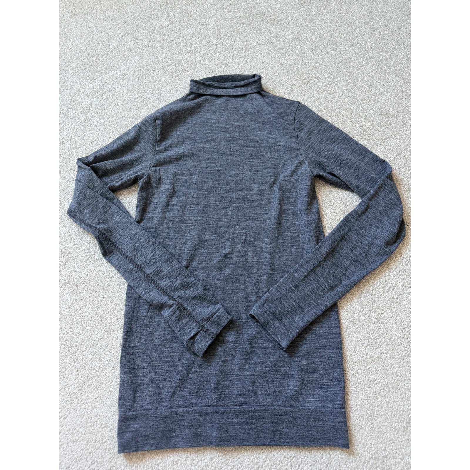 Athleta Top Women Size S Gray Remarkawool Merino Blend Thumbholes Long Sleeve