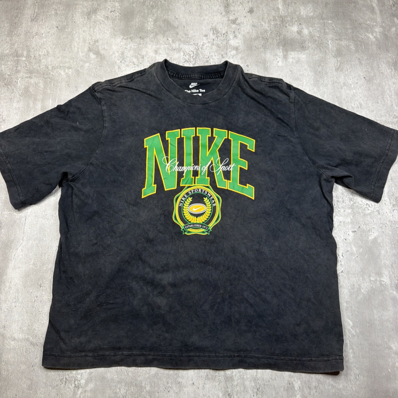 Nike Shirt womens Medium Black Green Yellow Champions of Sport Swoosh Cotton Tee