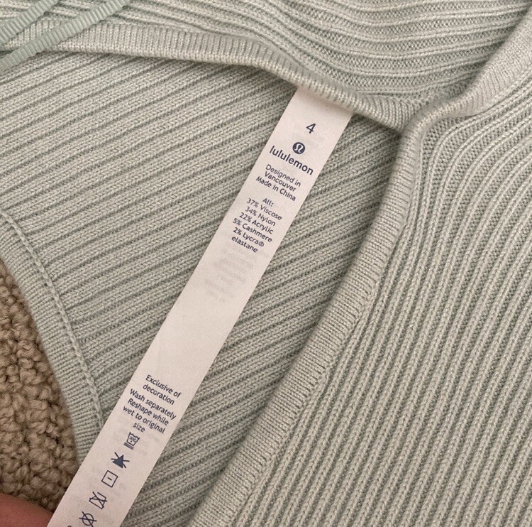 LULULEMON Wrap It Back Sweater Cashmere Define Reversible Sea Green Size 4 EUC