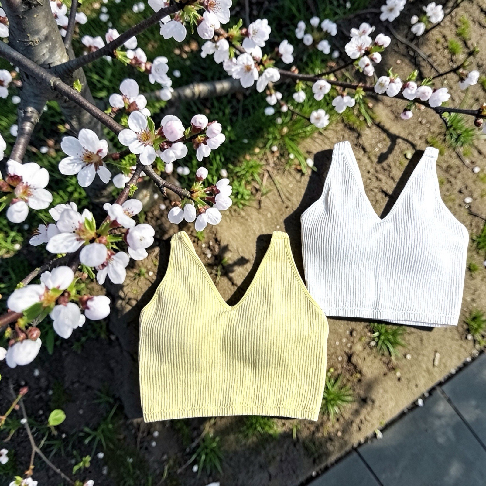 90 Degree By Reflex~Daffodil & White LARGE Stone Wash Alamo Bra~GREAT FIT!