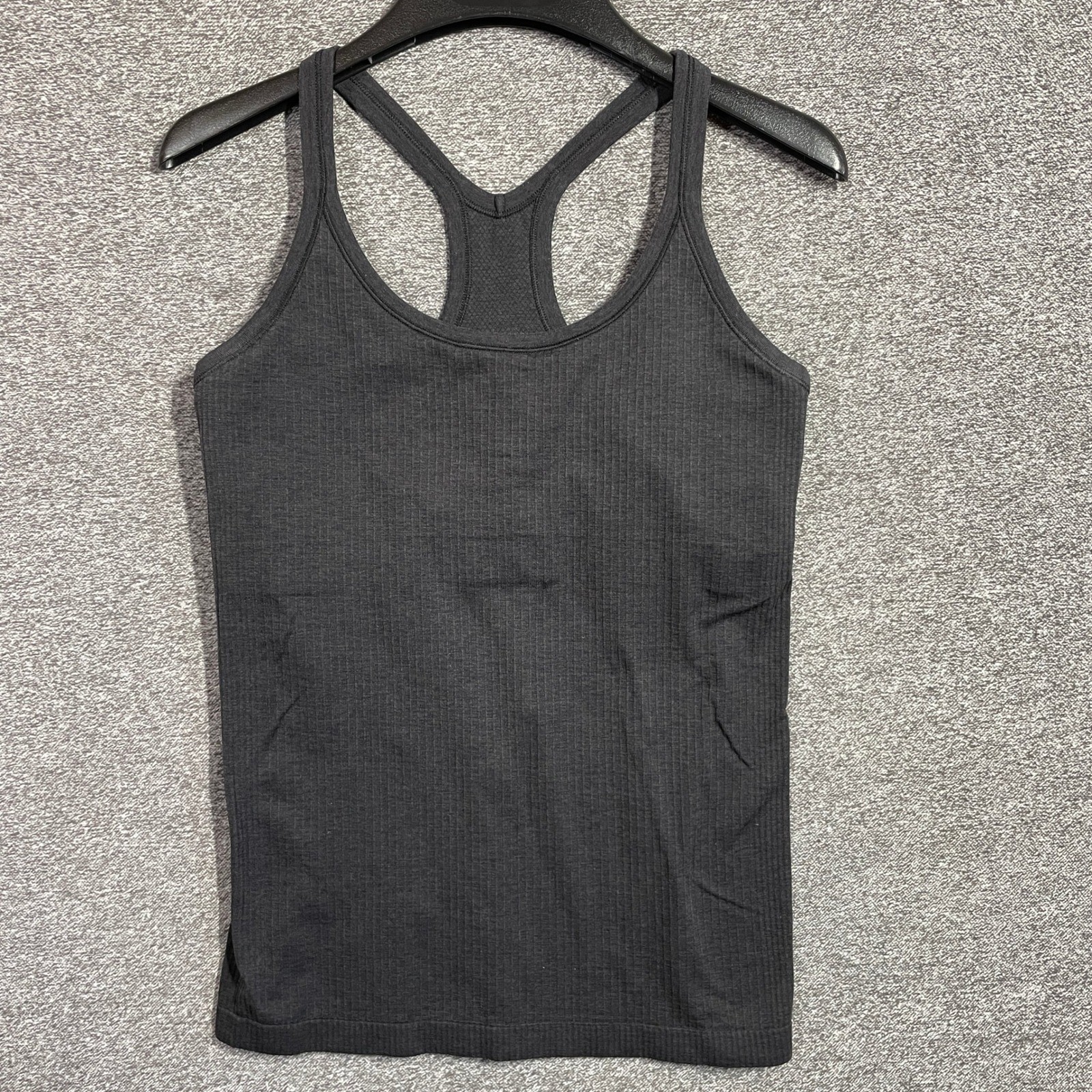 Lululemon Ebb to Street Tank Top Gray Ribbed Racerback Shelf Bra Size 8