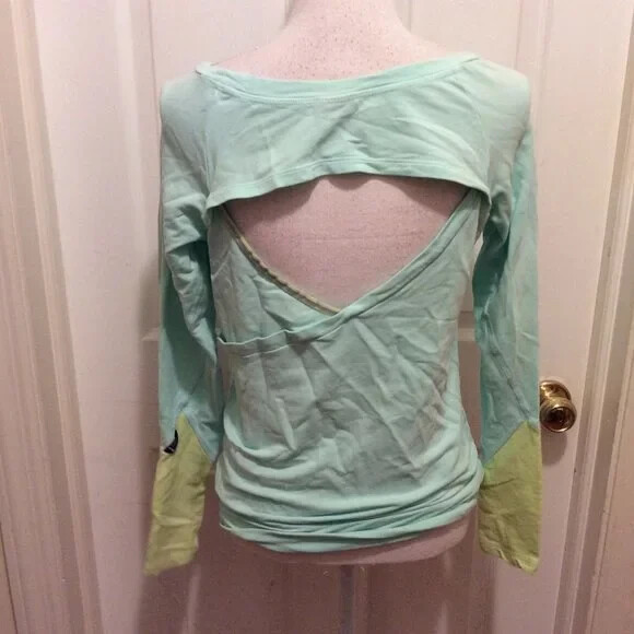 Splits59 Top S Mint Green Chartreuse Keyhole