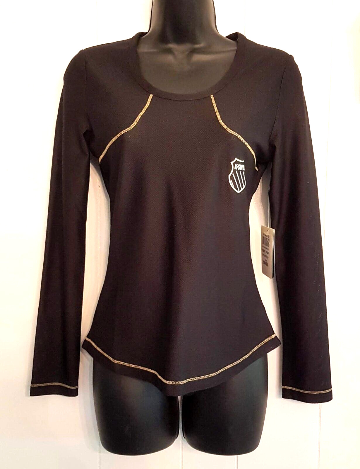 NWT K-Swiss Practic Top size Small Black w/ Gold Stitching Logo Lite Weight Mesh