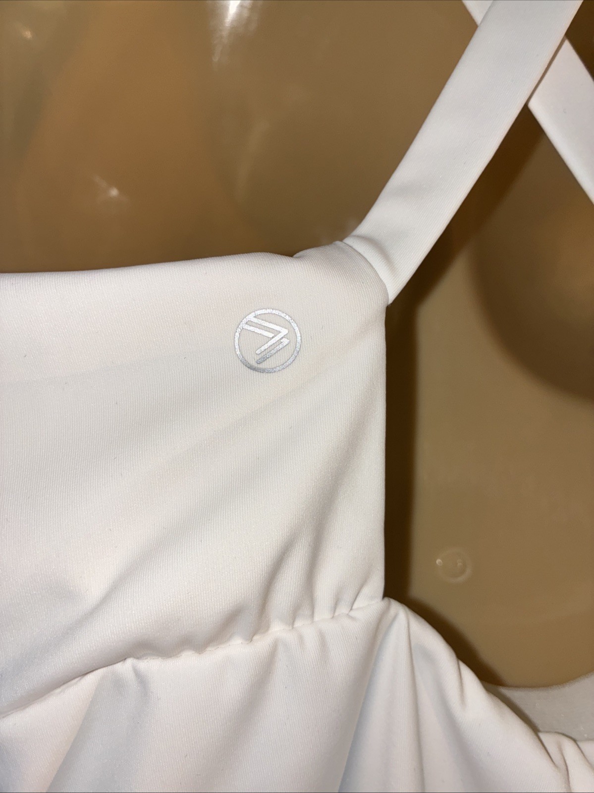 Savvi White Medium Performance Seamless Bra Top Perfect Condition