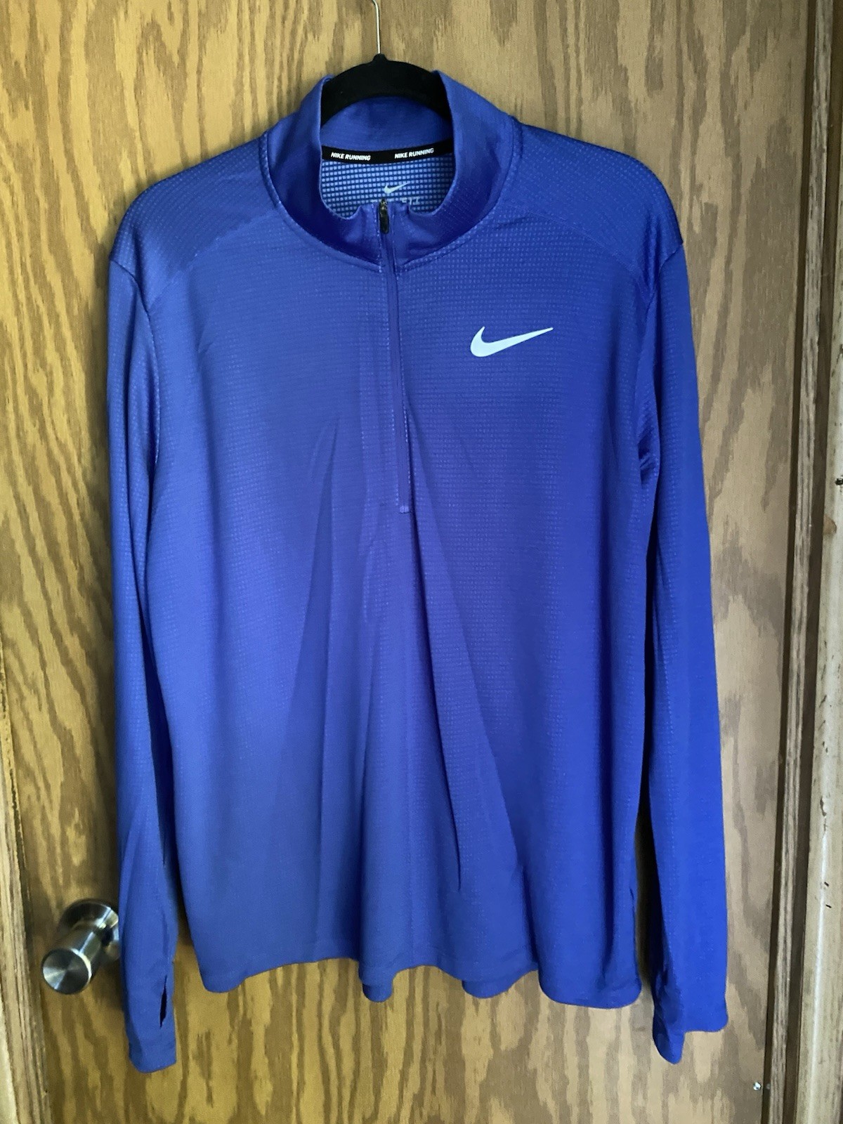 Nike Women’s Dri-Fit 1/2 Zip Pullover Long Sleeve with Thumb Holes Size Large