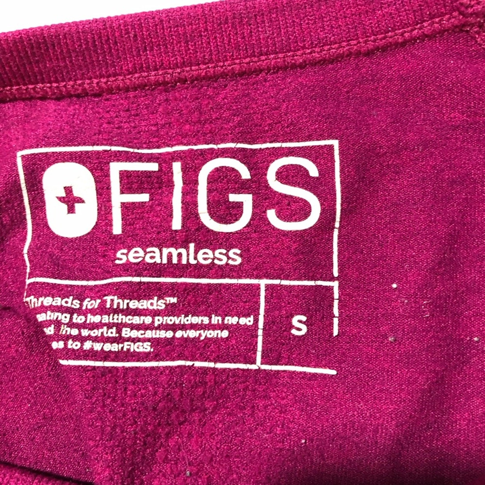 Figs seamless long sleeve base layer hot pink womens S medical workwear