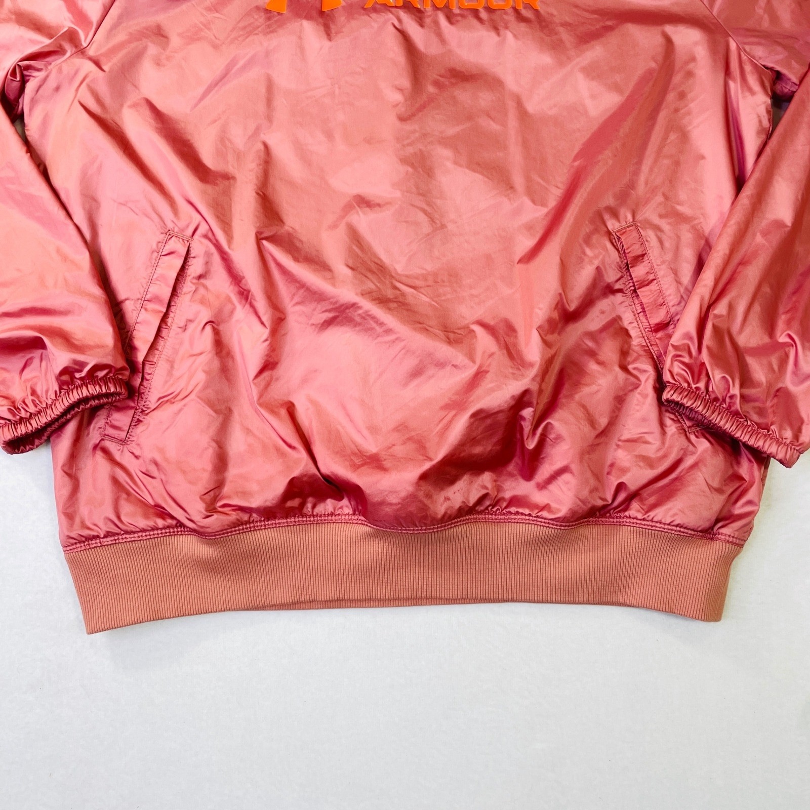 Under Armour Rush Celliant Windbreaker Pullover Recover Woven Shine Logo Small