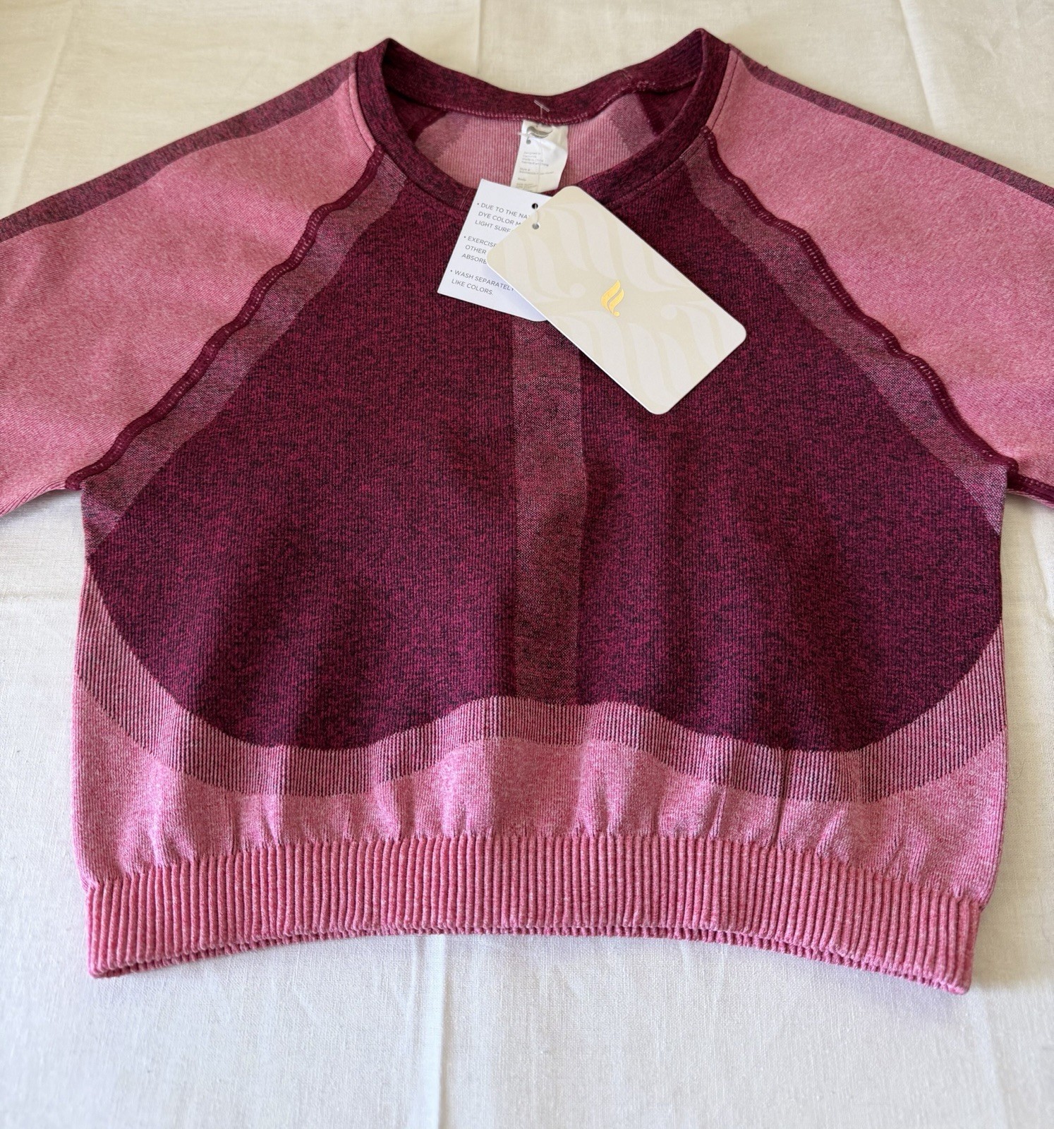 Fabletics Helena Seamless Crop Top Pink Heather Nylon 4-Way Stretch NWT L Gym