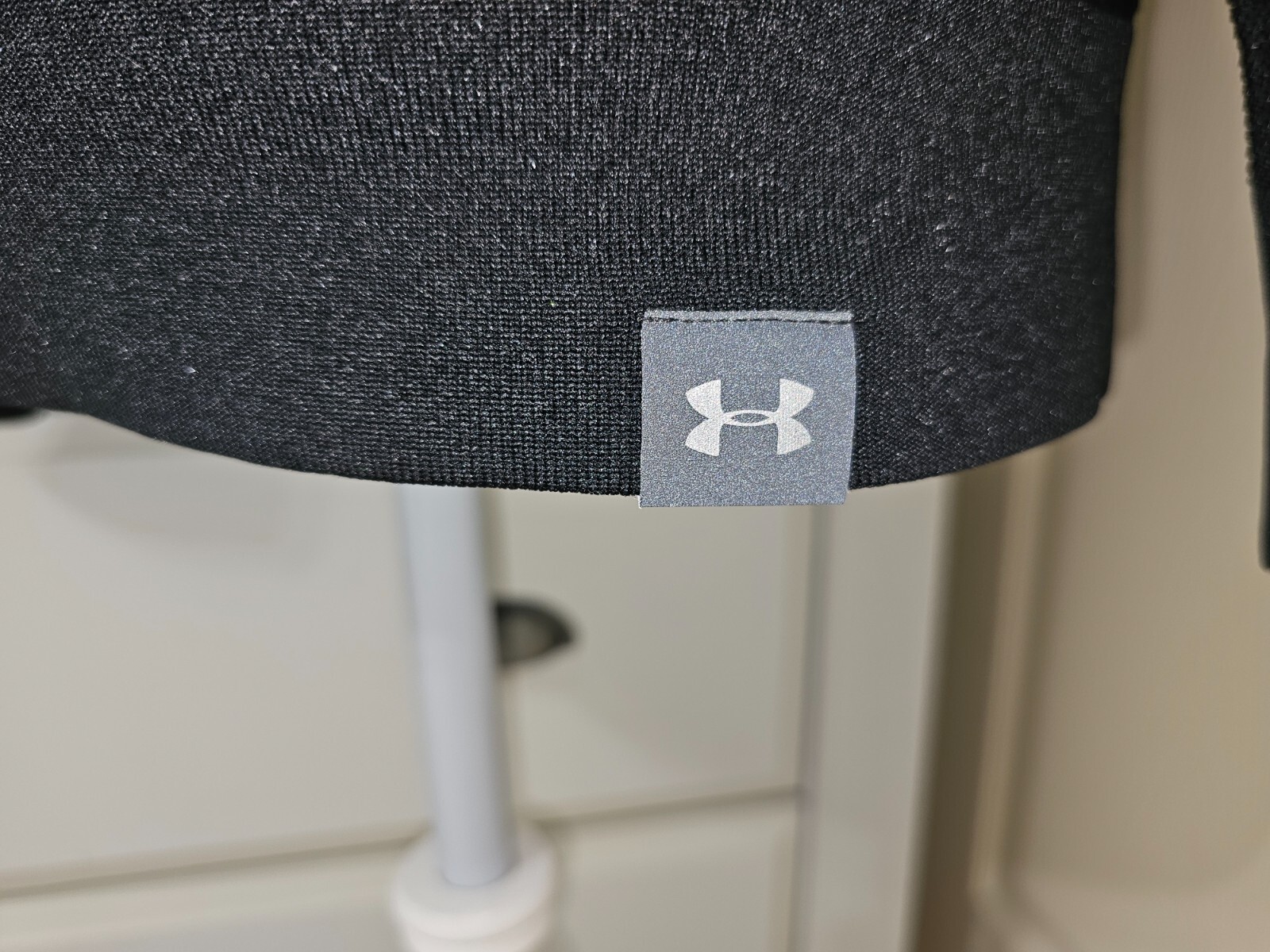 Under Armour Intelliknit Phantom Black Cold Weather Running Sweater 1344424 Sz.S