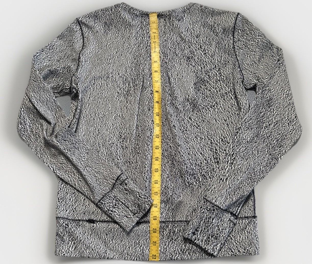 Women’s Lululemon Rush Hour L/S Pleated Back Top sz 4 Frozen Fizz Thumbholes