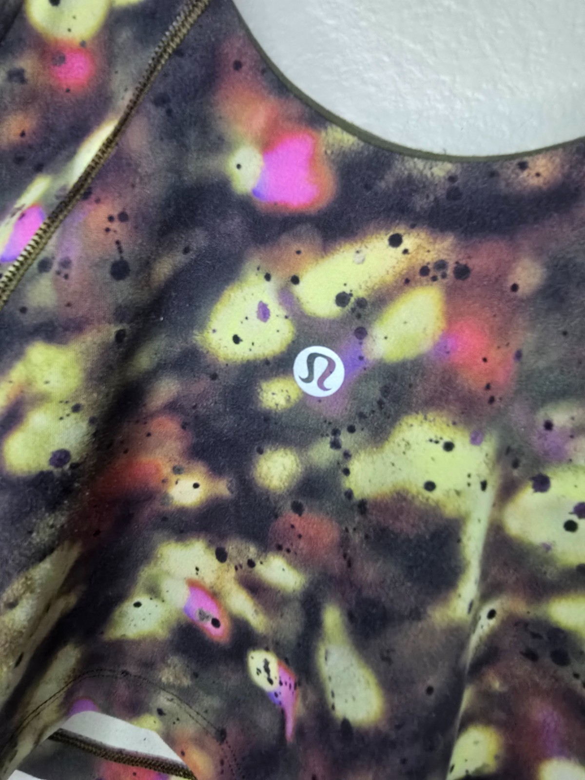 LULULEMON Khaki Green & Multicolor ALIGN Cropped Tank Sports Bra US 4 BD